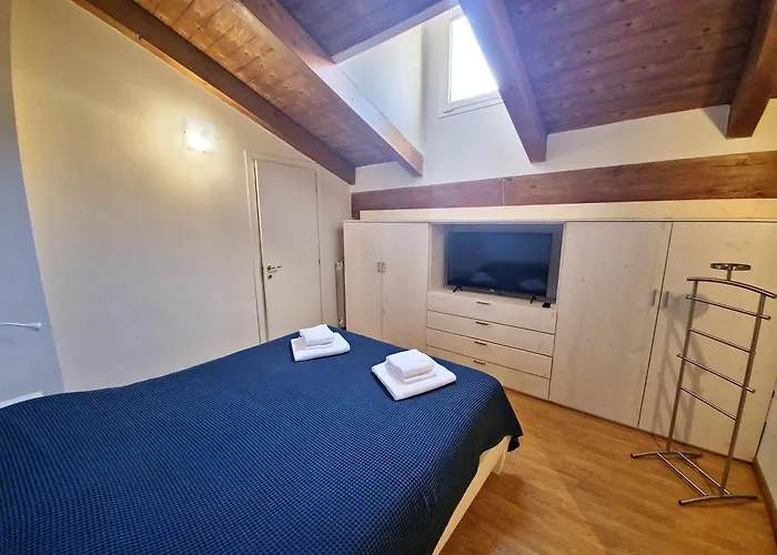 Corte Galliera 1 Apartman *